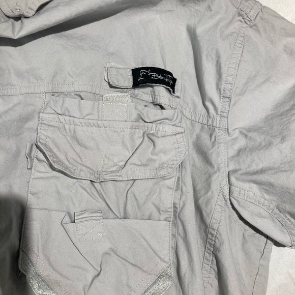 🦩2 Black Tip Big Catch shirts - Picture 9 of 15